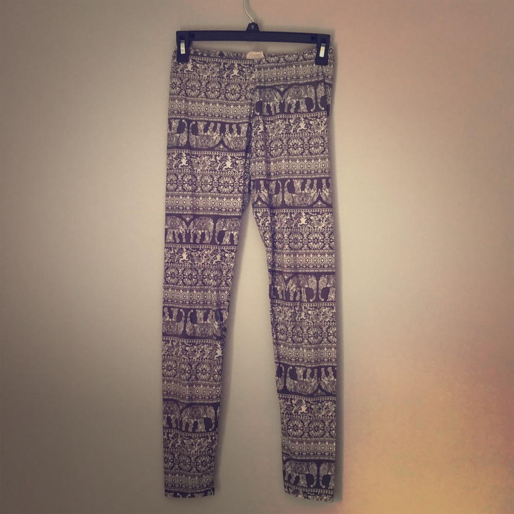URBAN OUTFITTERS Black and white elephant leggings